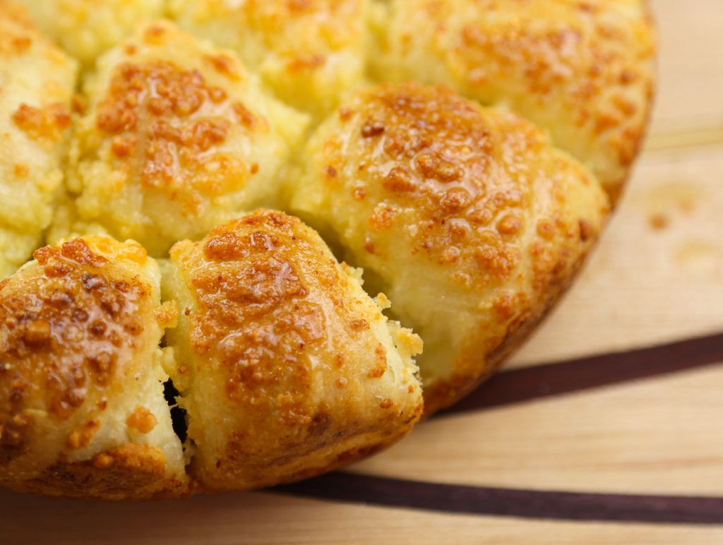 Cheesy Garlic Bubble Up Bread for a Crowd
