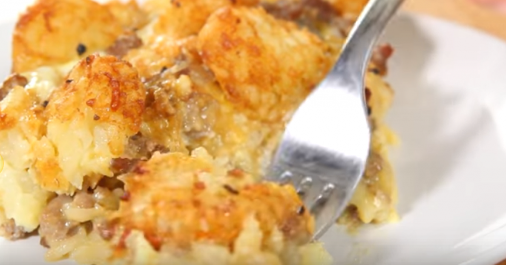 tater tot breakfast casserole for a crowd of 50